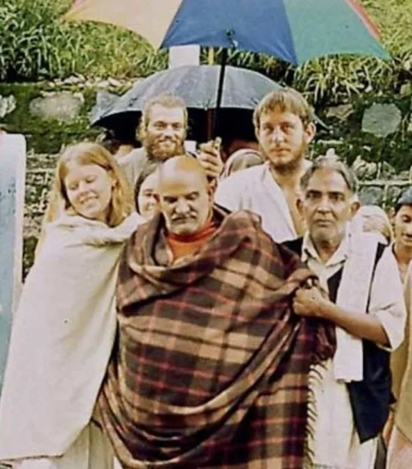 नीम करौली बाबा